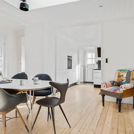 3 Bedroom In *